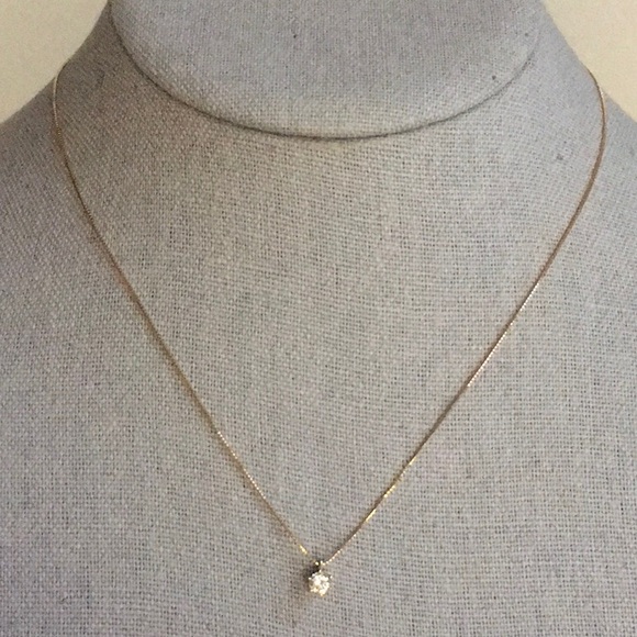 Unbranded Jewelry - .23ct Diamond and Yellow Gold Pendant Chain Necklace (16in)